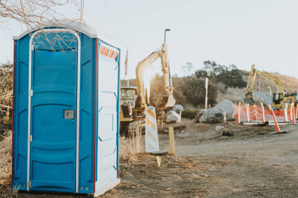 Best Portable restroom trailer rental  in Willoughby Hills, OH